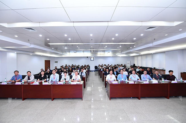  看片
承办2025年先进半导体与通信国际学术会议（ICASC 2025）暨人工智能研讨会